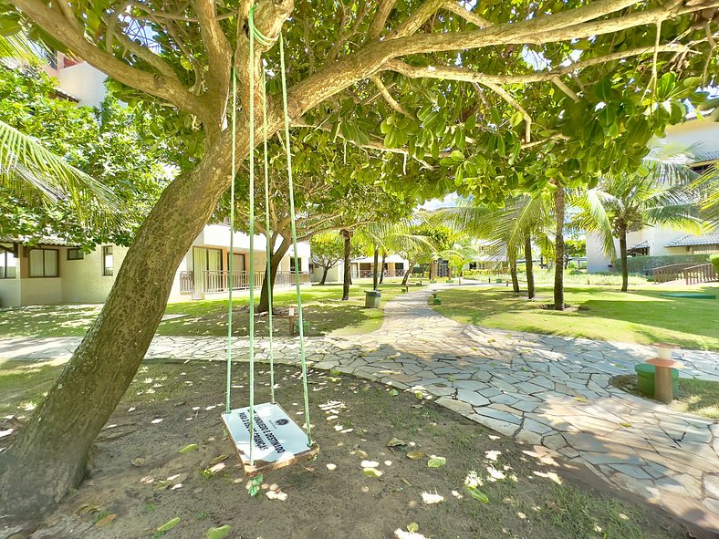 Cobertura Espetacular em condomínio pé na areia